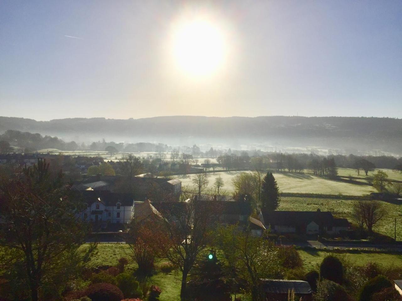 Coniston Cottage Lake View ภายนอก รูปภาพ