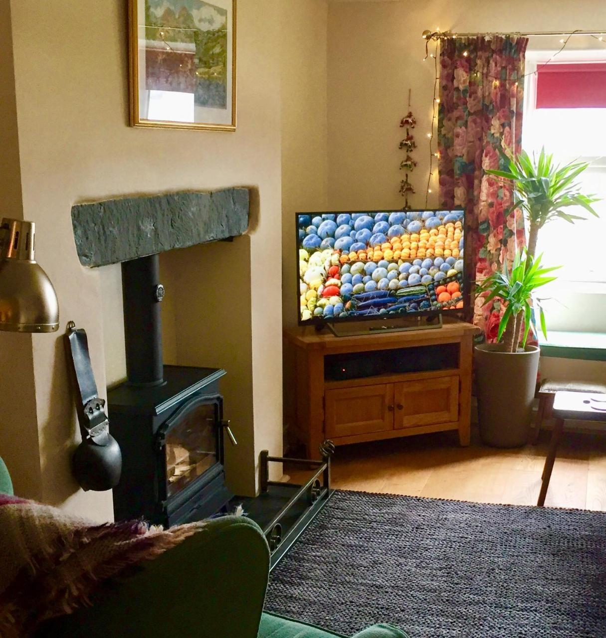 Coniston Cottage Lake View ภายนอก รูปภาพ